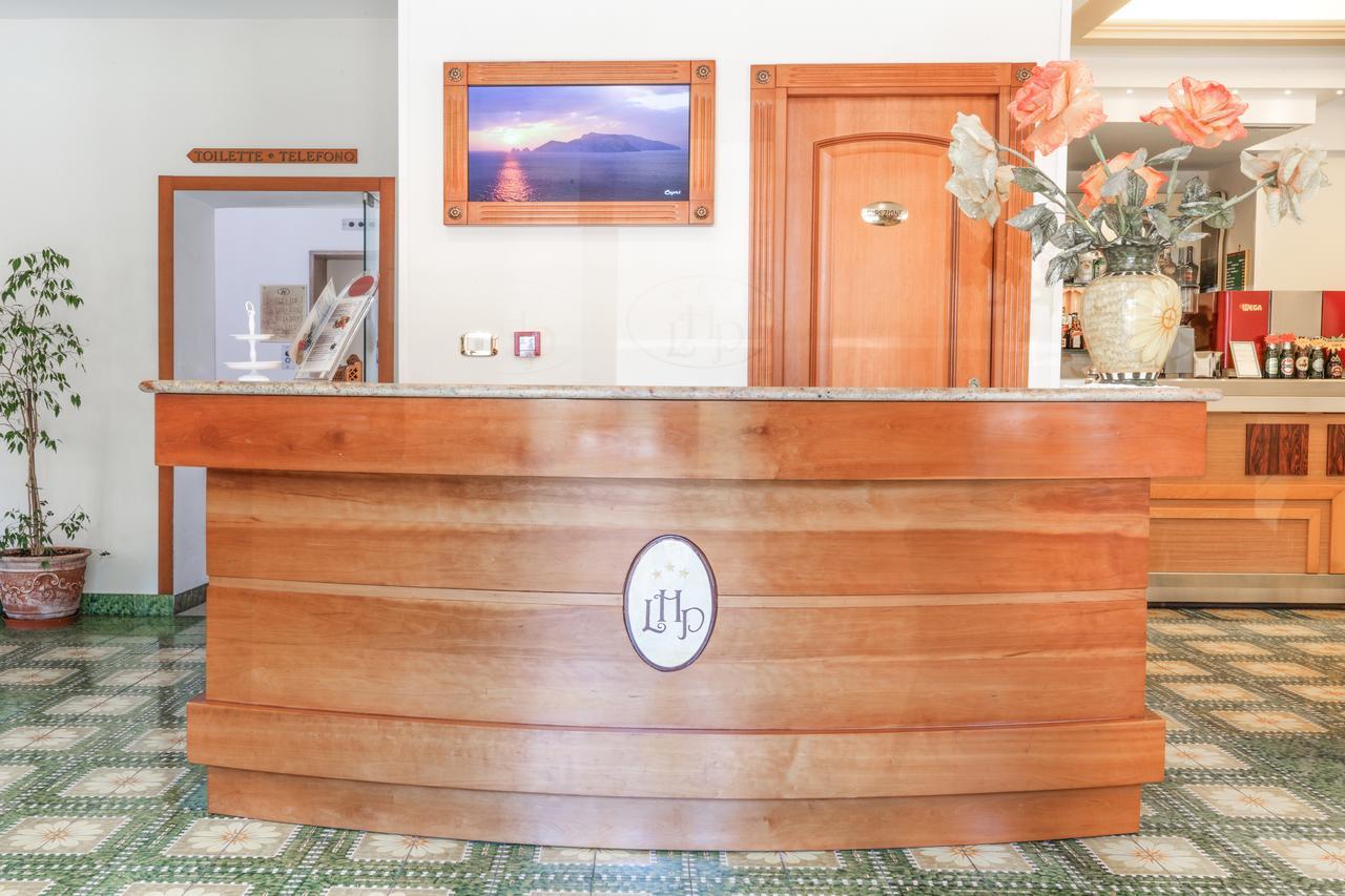 Hotel La Pergoletta 圣安格塔苏德格尔夫 外观 照片