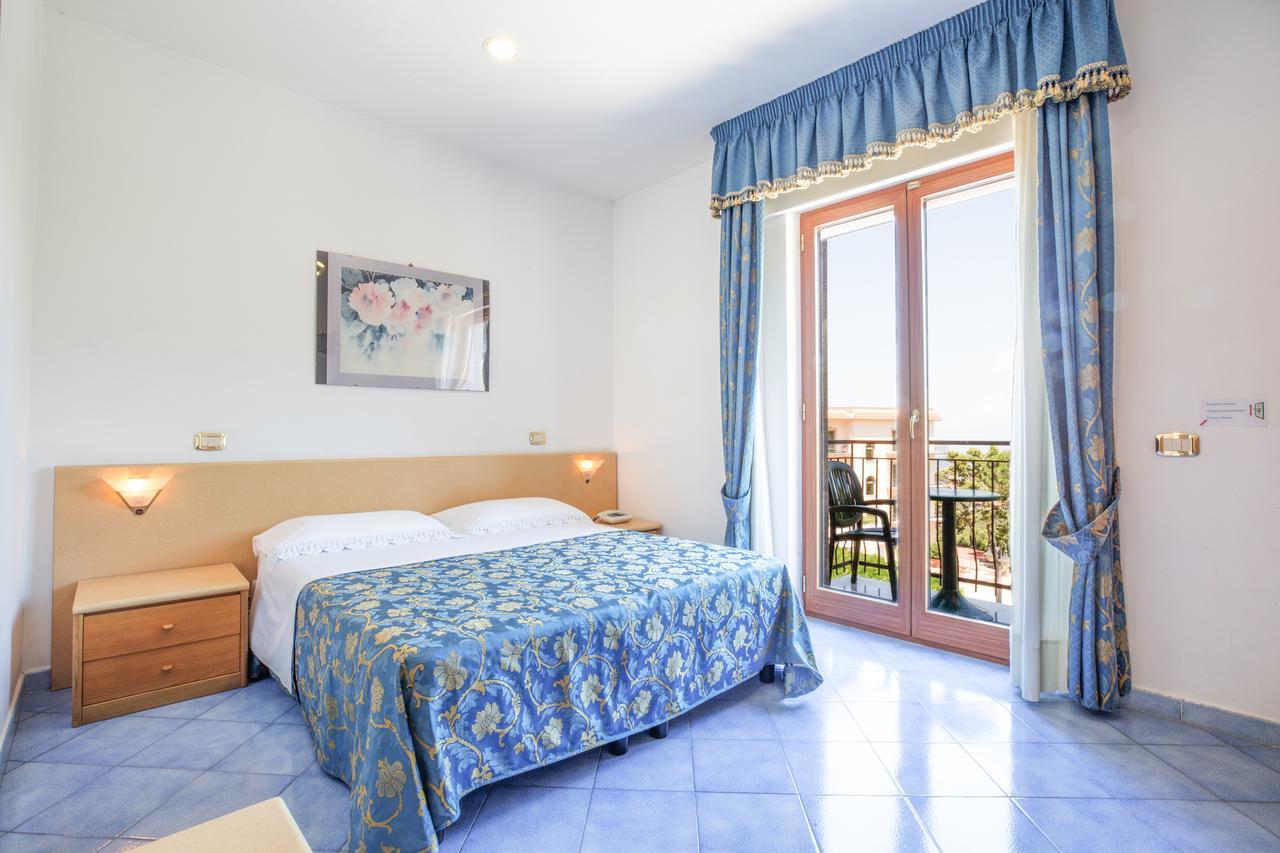 Hotel La Pergoletta 圣安格塔苏德格尔夫 外观 照片